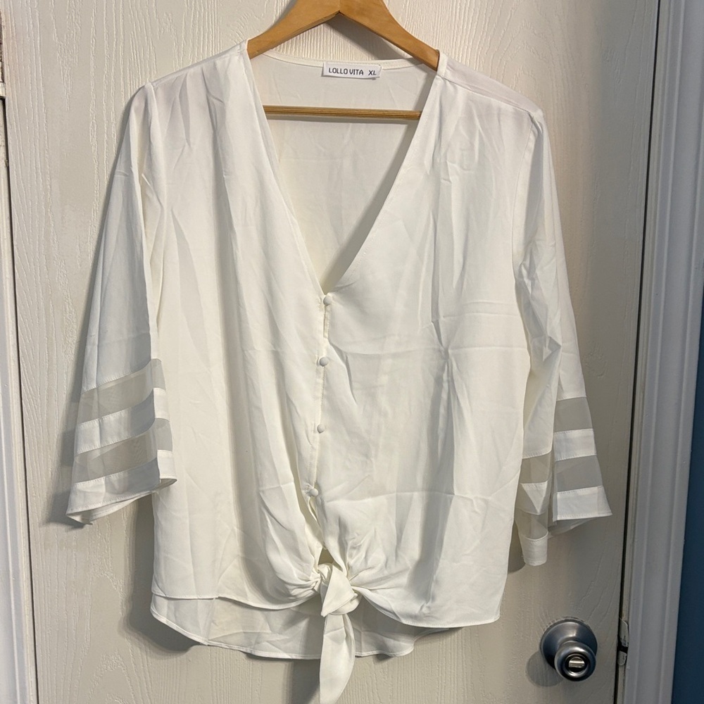 Elegant White Tie-Front Blouse by